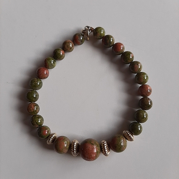 Unakite Jasper Tumbled Crystal Round  Beaded Bracelet - Picture 2 of 8